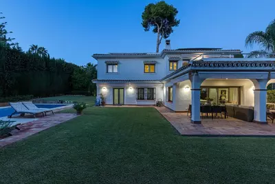 Detached Villa in Los Monteros