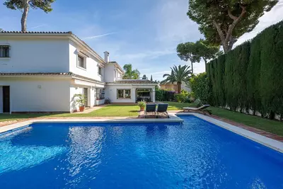 Detached Villa in Los Monteros