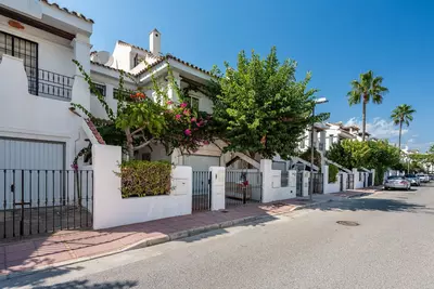 Townhouse in Nueva Andalucía