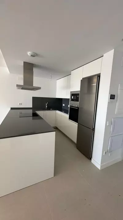 Middle Floor Apartment in Estepona