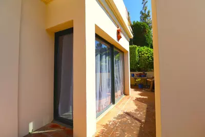 Middle Floor Apartment in Benahavís