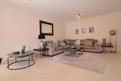 Middle Floor Apartment in Benahavís