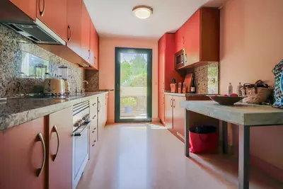 Middle Floor Apartment in Benahavís