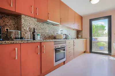 Middle Floor Apartment in Benahavís