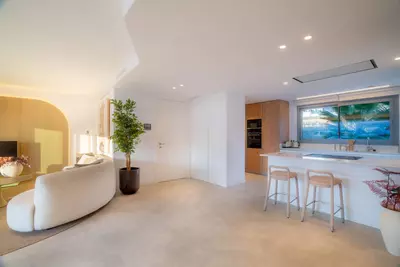 Middle Floor Apartment in Marbella
