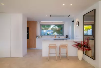 Middle Floor Apartment in Marbella