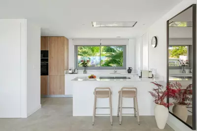 Middle Floor Apartment in Marbella