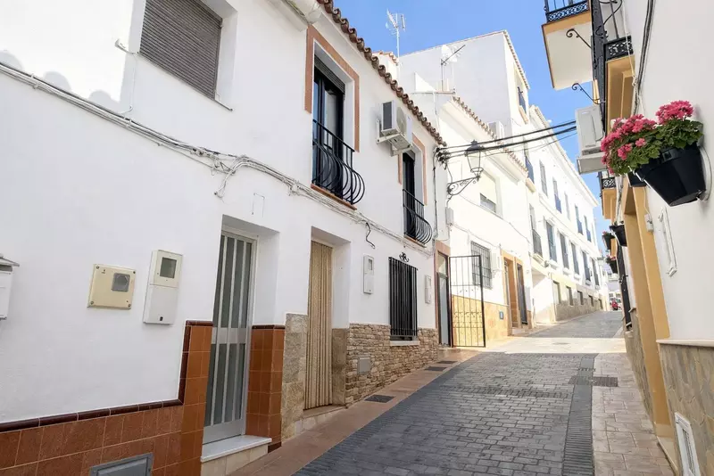 Top Floor Apartment in Manilva