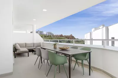 Middle Floor Apartment in Cancelada
