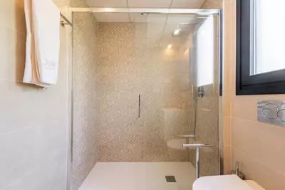 Middle Floor Apartment in Bel Air