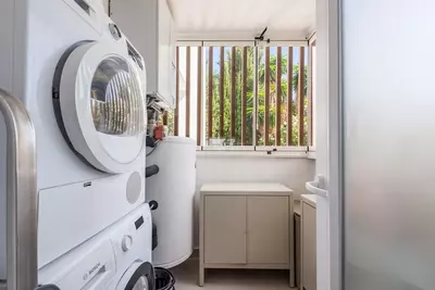 Middle Floor Apartment in Bel Air