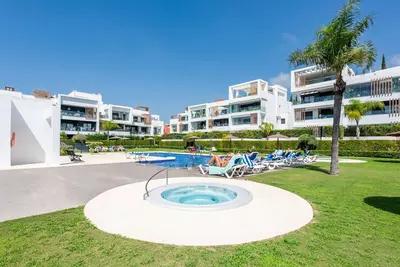 Middle Floor Apartment in Bel Air