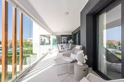 Middle Floor Apartment in Bel Air