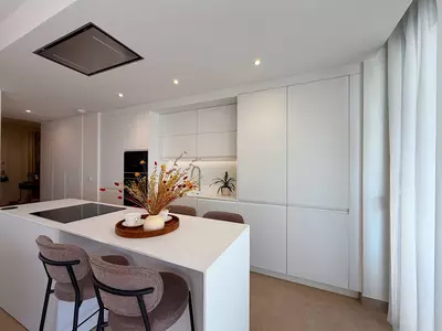 Middle Floor Apartment in Cancelada