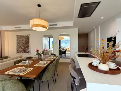Middle Floor Apartment in Cancelada