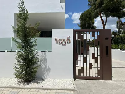 Semi-Detached House in Nueva Andalucía