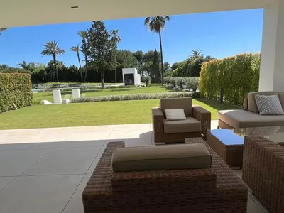Semi-Detached House in Nueva Andalucía