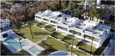 Semi-Detached House in Nueva Andalucía