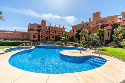 Middle Floor Apartment in Elviria