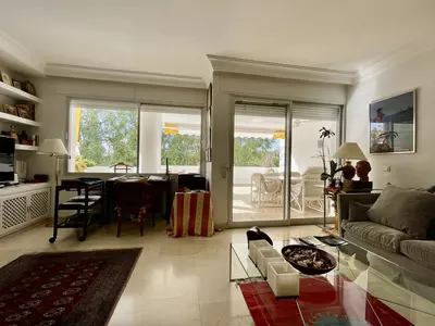 Middle Floor Apartment in Guadalmina Alta