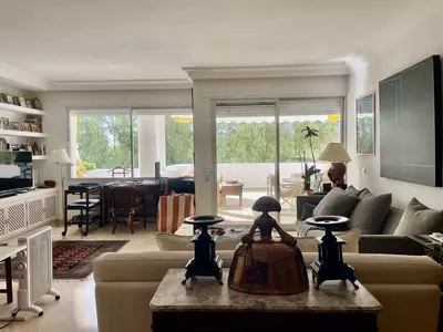 Middle Floor Apartment in Guadalmina Alta