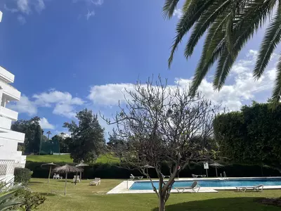 Middle Floor Apartment in Guadalmina Alta