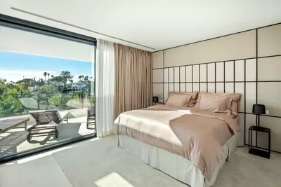 Detached Villa in Nueva Andalucía