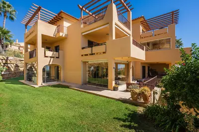 Ground Floor Apartment in El Paraiso