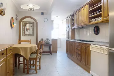 Middle Floor Apartment in Estepona