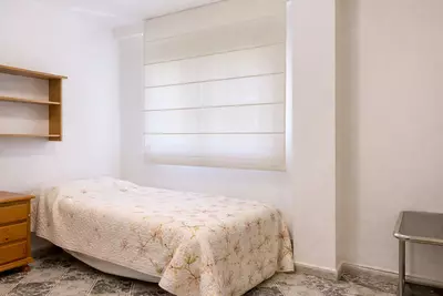 Middle Floor Apartment in Estepona