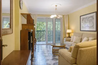 Middle Floor Apartment in Estepona