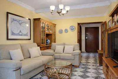 Middle Floor Apartment in Estepona