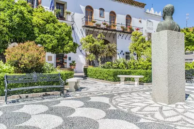 Middle Floor Apartment in Marbella