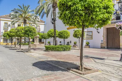Middle Floor Apartment in Marbella