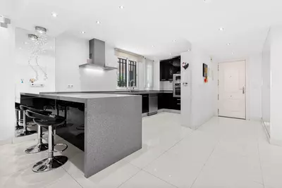 Ground Floor Apartment in Marbella