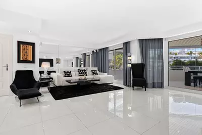 Ground Floor Apartment in Marbella