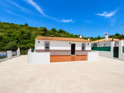Finca - Cortijo in Estepona