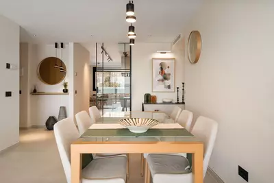Middle Floor Apartment in Nueva Andalucía