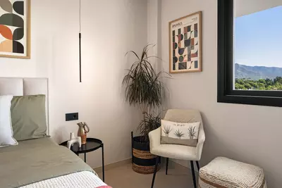Middle Floor Apartment in Nueva Andalucía