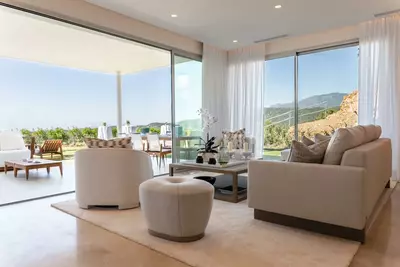 Middle Floor Apartment in Benahavís