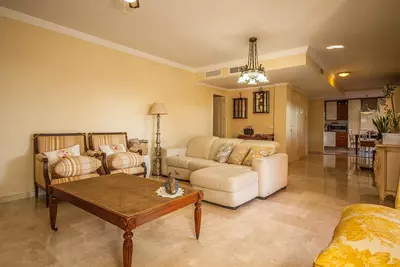 Middle Floor Apartment in Elviria