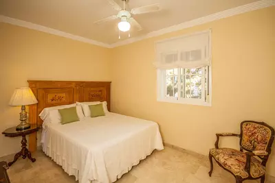 Middle Floor Apartment in Elviria