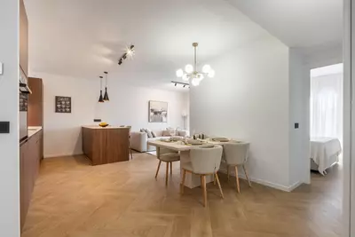 Middle Floor Apartment in Nueva Andalucía