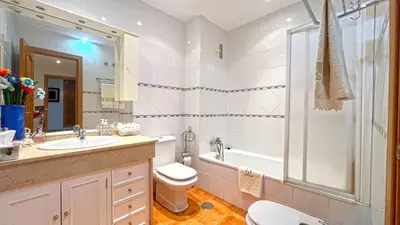 Middle Floor Apartment in Marbella
