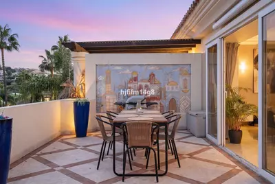 Penthouse in Nueva Andalucía