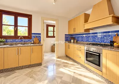 Semi-Detached House in Benahavís