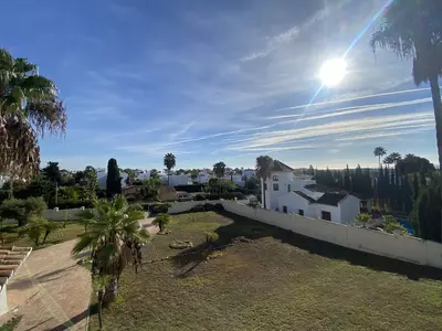 Detached Villa in El Paraiso