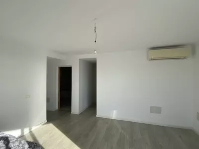 Detached Villa in El Paraiso