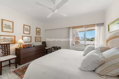 Middle Floor Apartment in Guadalmina Baja