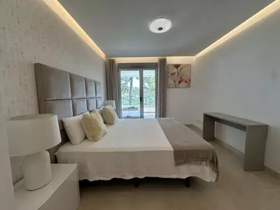 Middle Floor Apartment in Benahavís